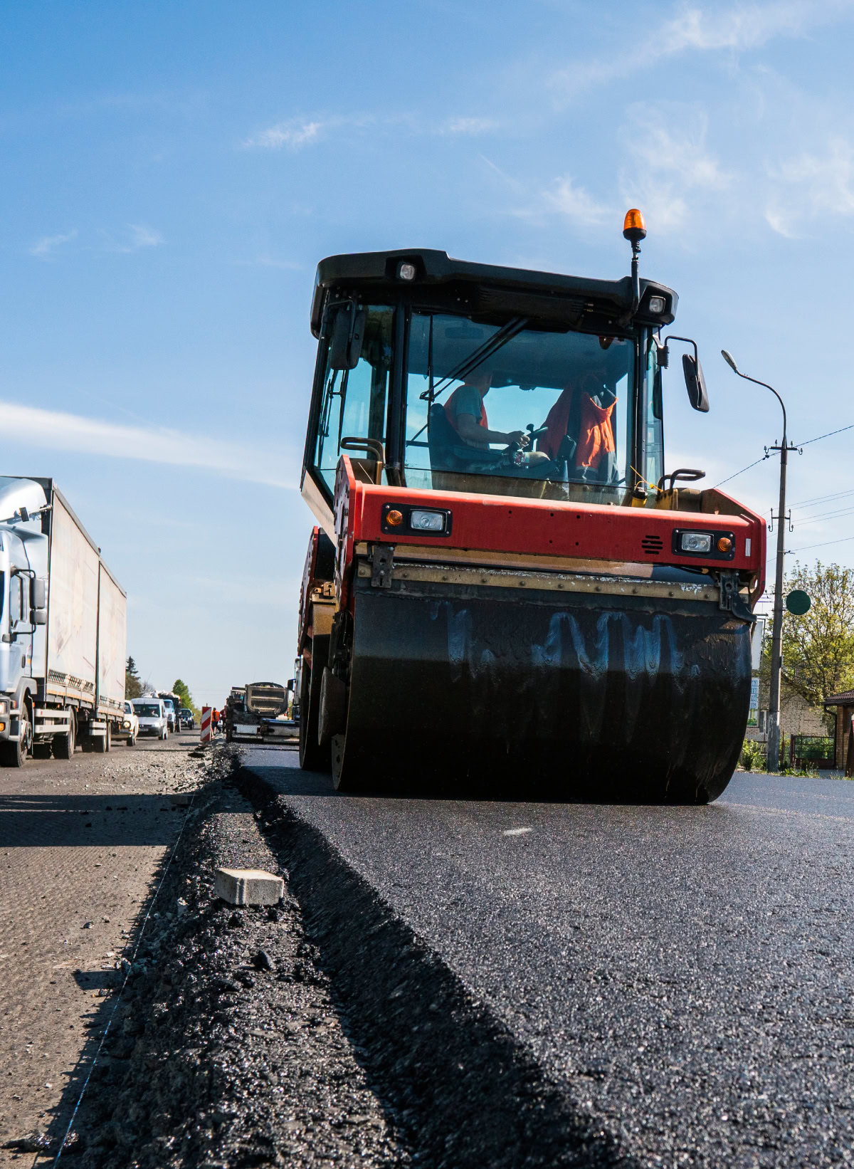 Vibration roller paving new road